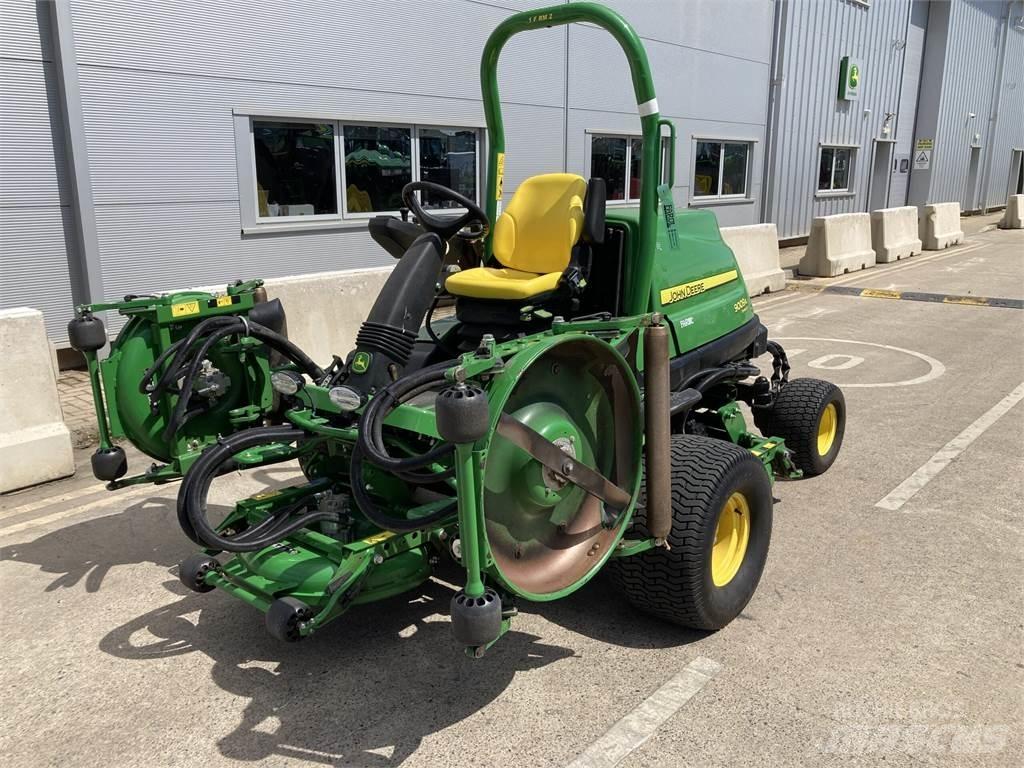 John Deere 9009A Vedené sekačky