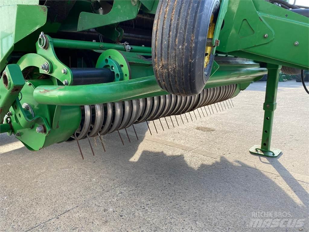 John Deere 960 Lis na hranaté balíky