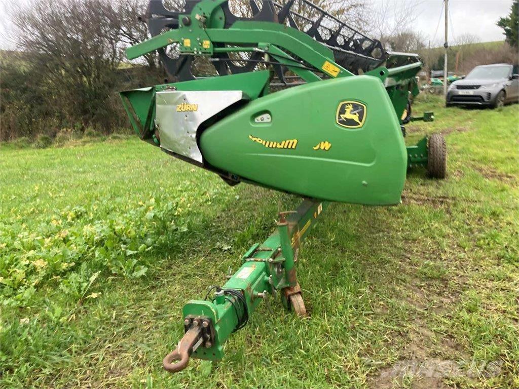 John Deere S690i HM Sklízecí mlátičky