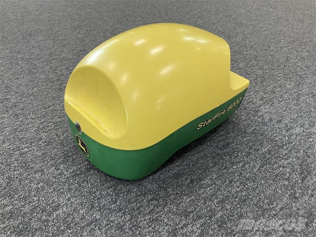 John Deere SF6000 Přesné secí stroje
