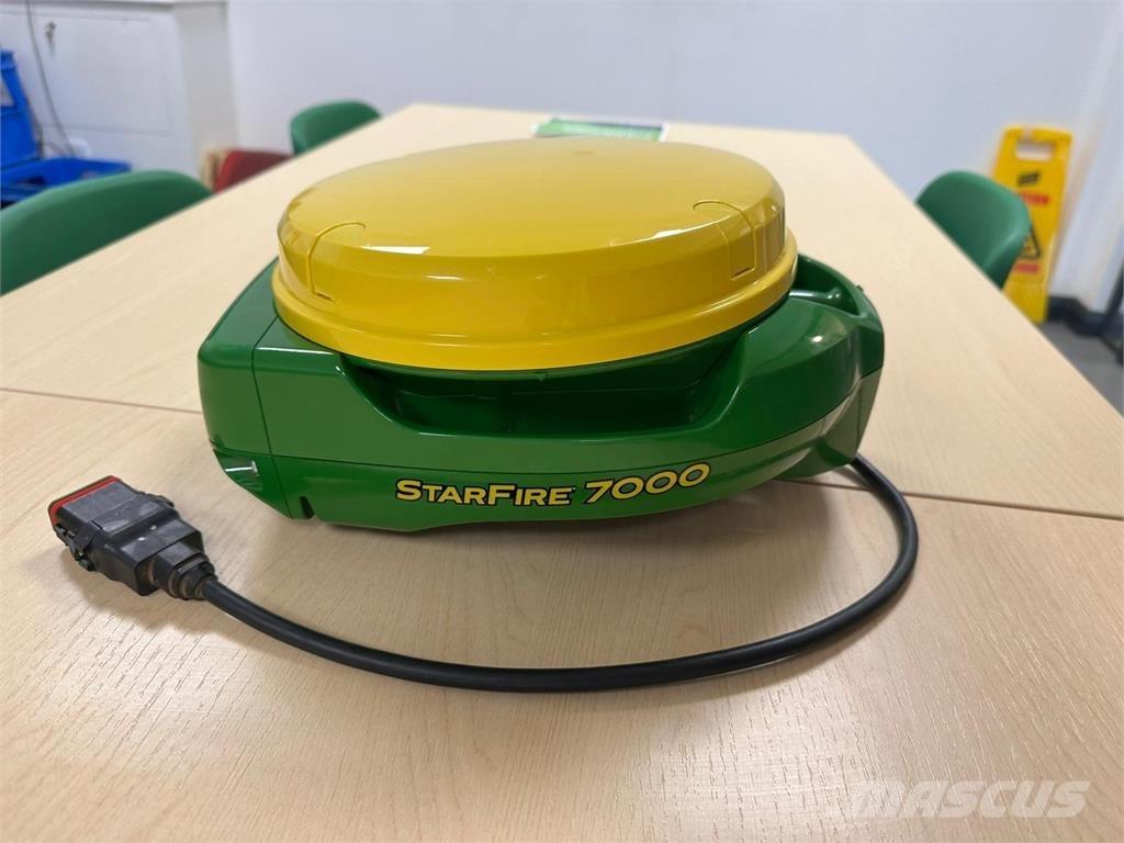John Deere SF7000 Přesné secí stroje