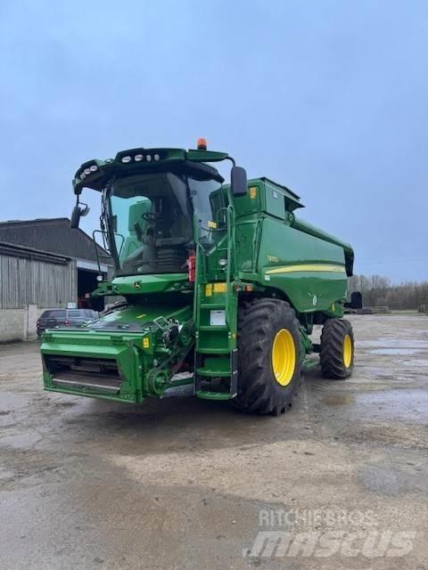 John Deere T670 Sklízecí mlátičky