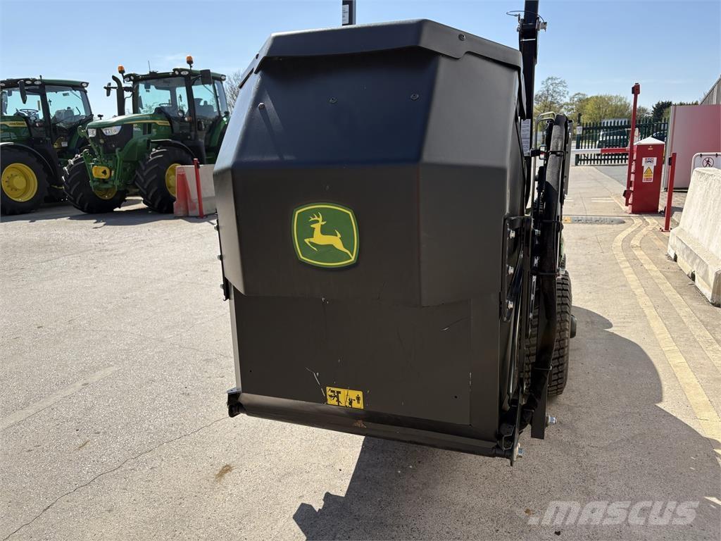 John Deere X950R Samojízdné sekačky