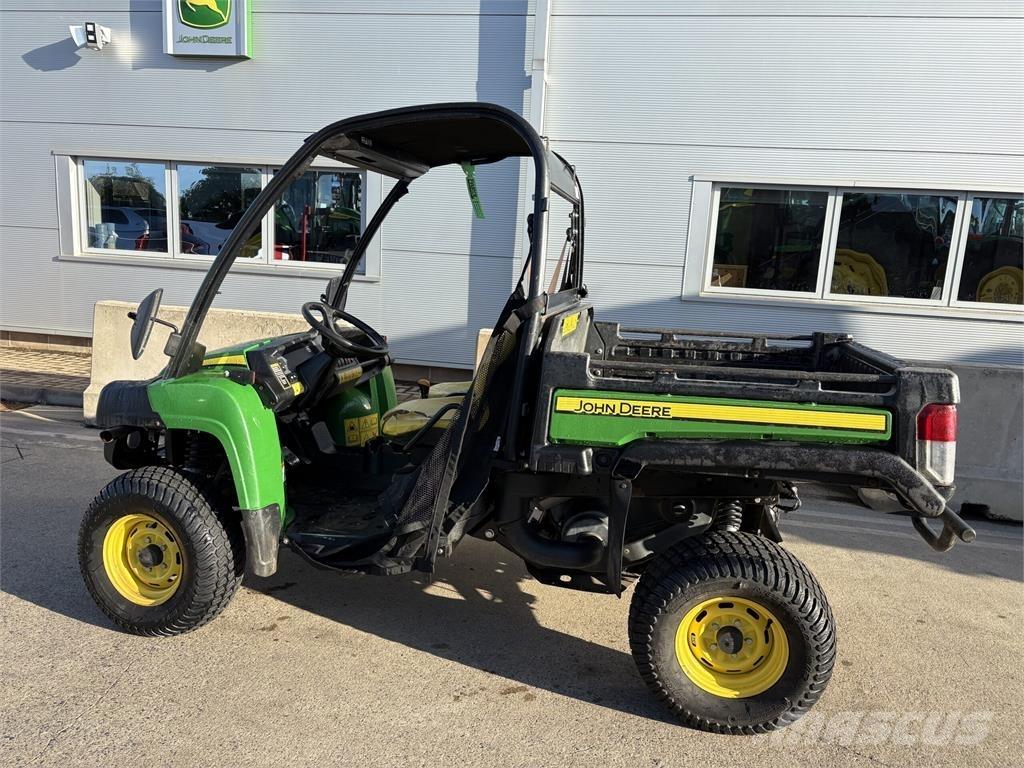 John Deere XUV855M Další
