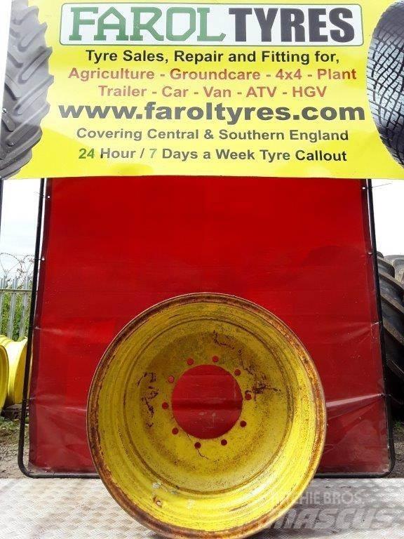 John Deere Yellow rim Pneumatiky, kola a ráfky