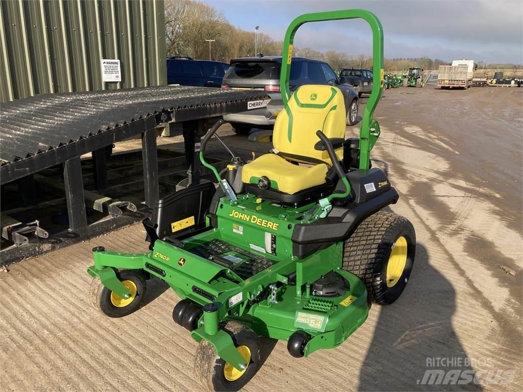 John Deere Z740R Samojízdné sekačky