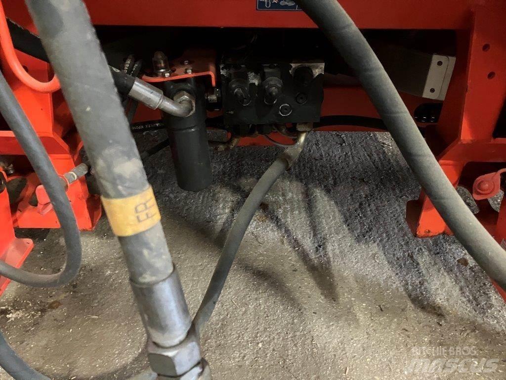 Kuhn Axis 50.2 HEMCW Aplikátory tekutých hnojiv