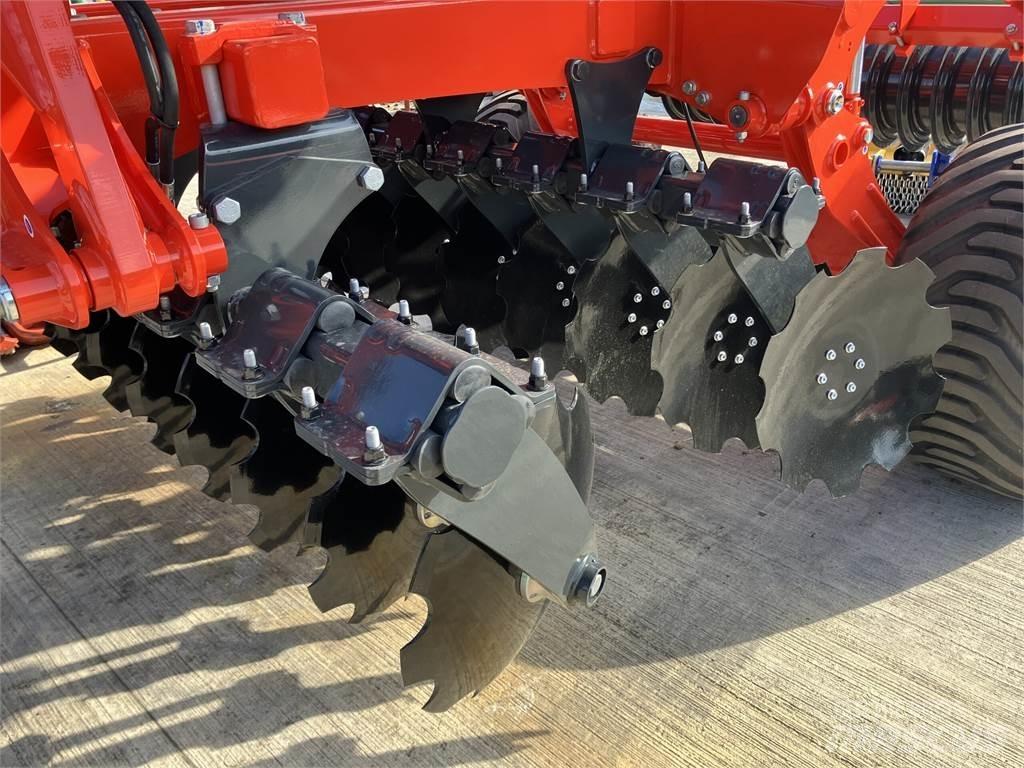 Kuhn L6000 Kultivátory