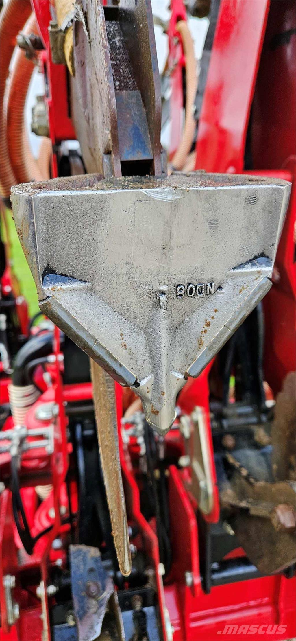 Sumo DTS 4 Mechanické secí stroje