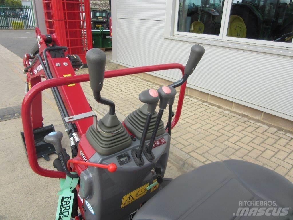 Yanmar SV08 Pásová rýpadla