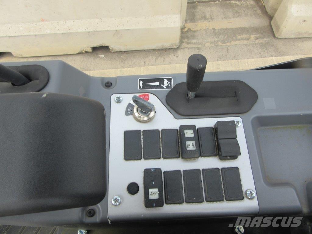 Yanmar SV19VT Pásová rýpadla