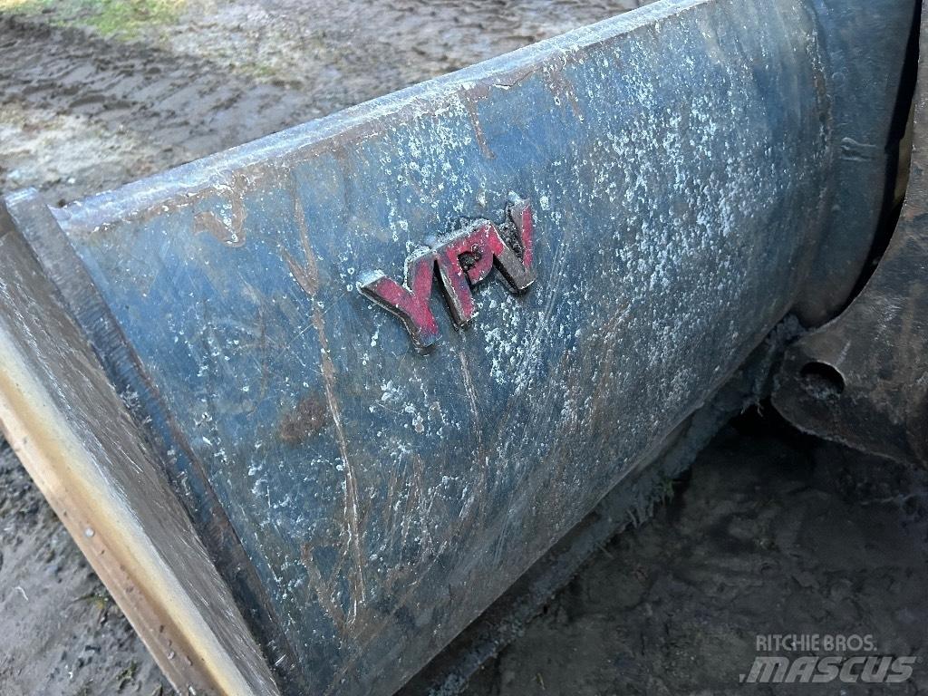 Volvo BM L 120 Kolové nakladače