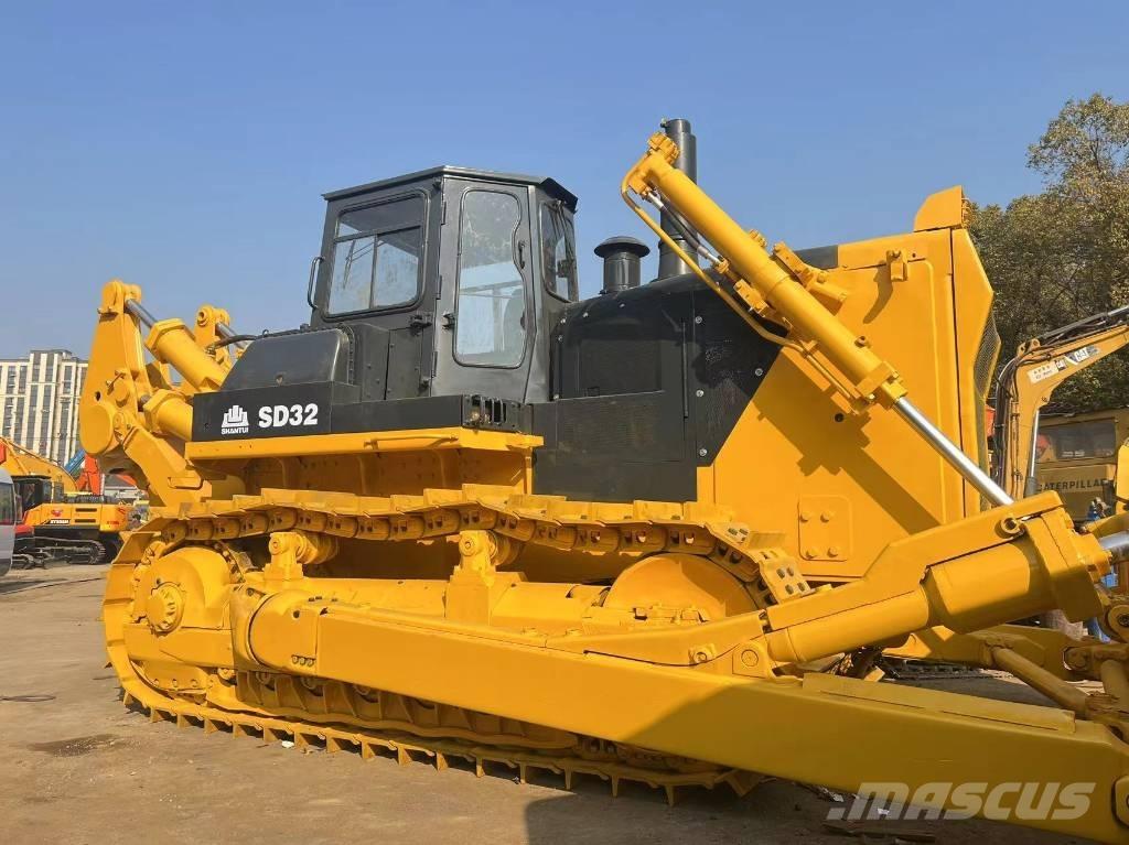 Shantui SD 32 Pásové dozery