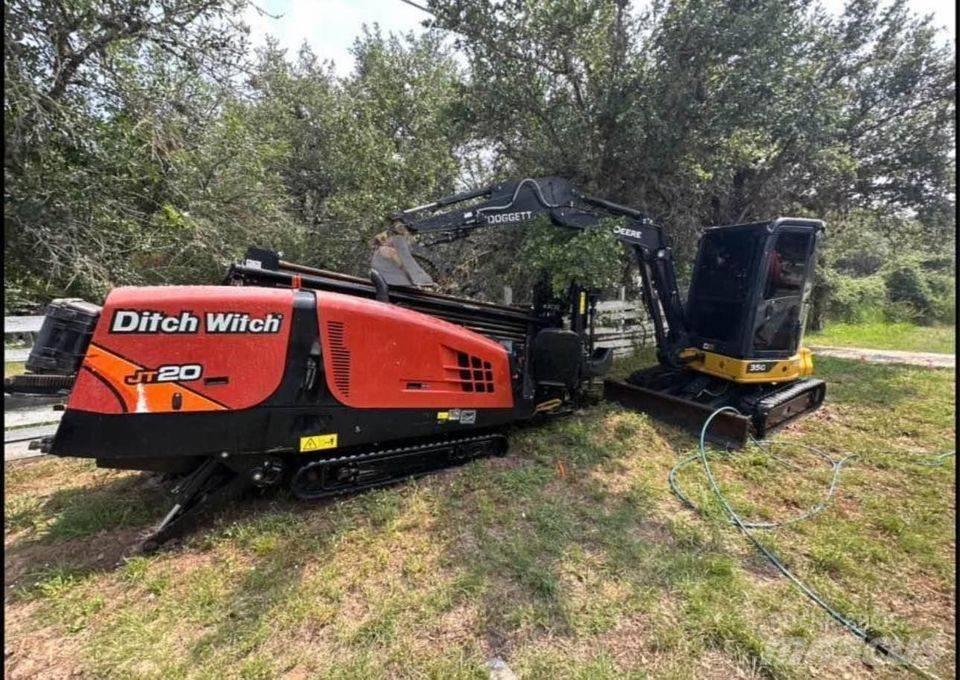 Ditch Witch JT20 Horizontální vrtací zařízení