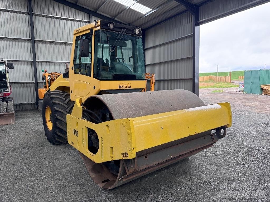 Bomag BW 213 D H-4 Tahačové válce