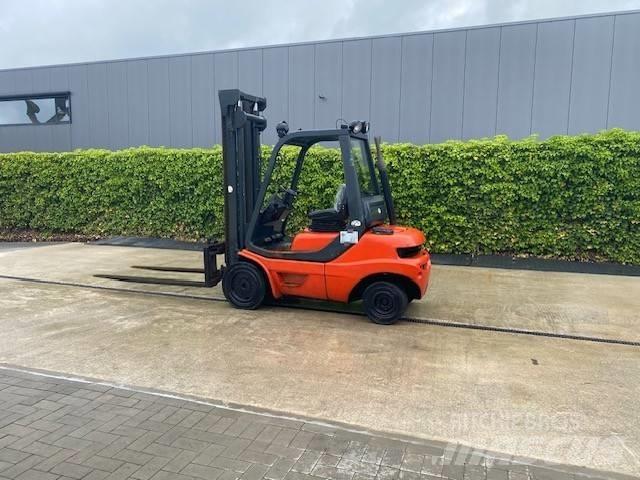 Linde H 30 D-03 Dieselové vozíky