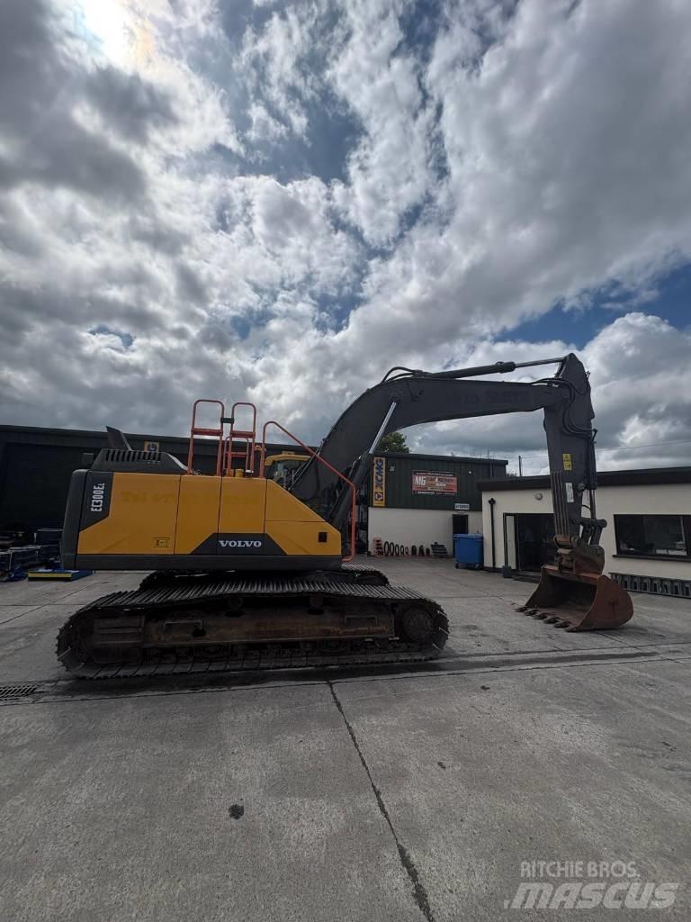 Volvo EC 300 EL Pásová rýpadla