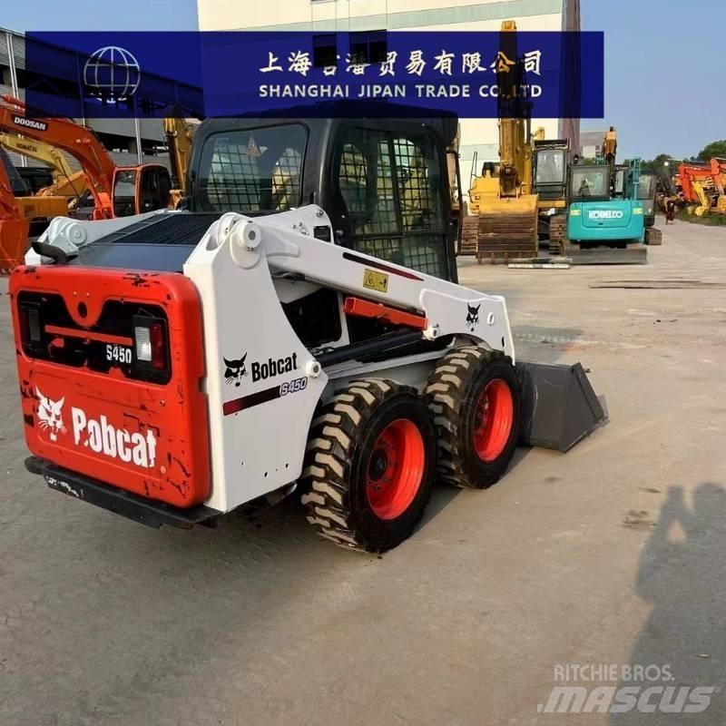 Bobcat s450 Smykem řízené nakladače