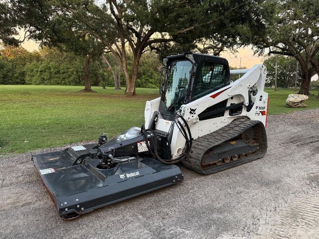 Bobcat T 770 Smykem řízené nakladače