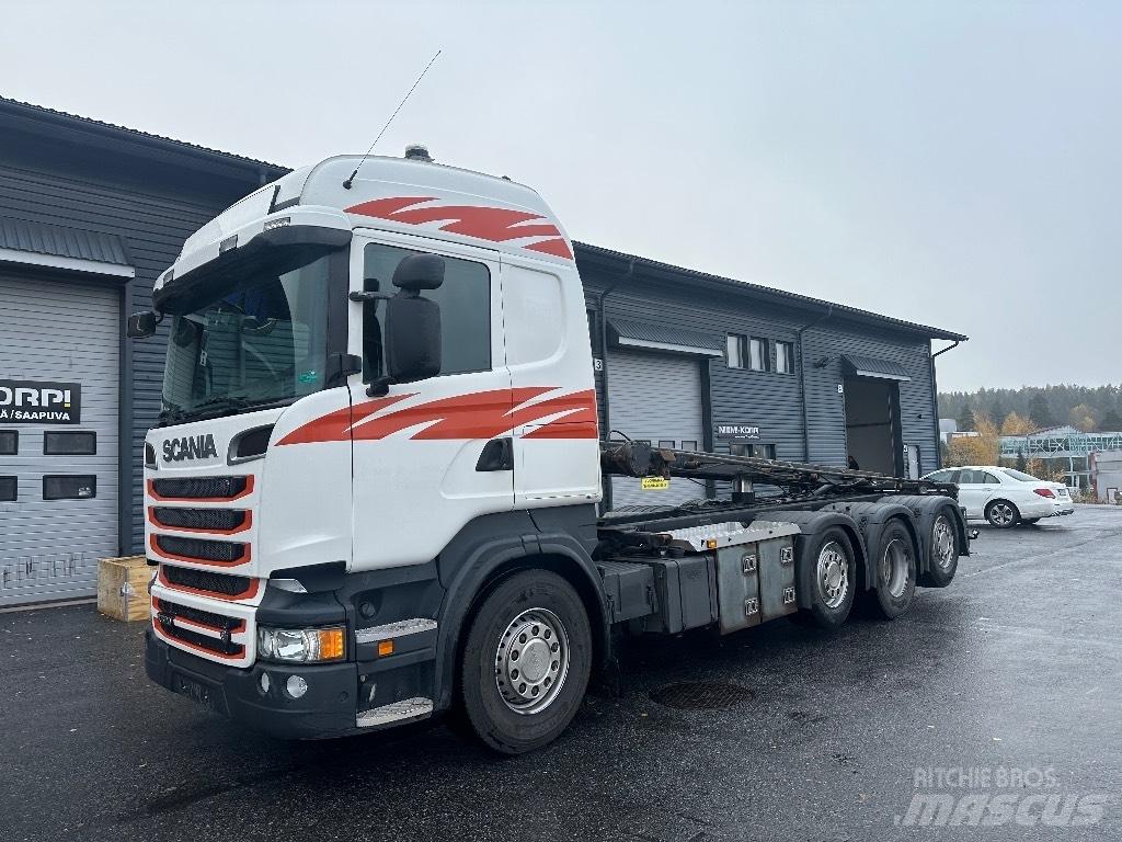 Scania R520 8x2/4 Lanový nosič kontejnerů