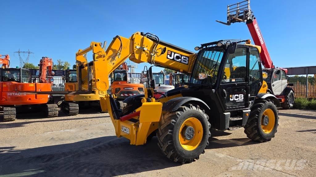 JCB 535-125 Teleskopické manipulátory