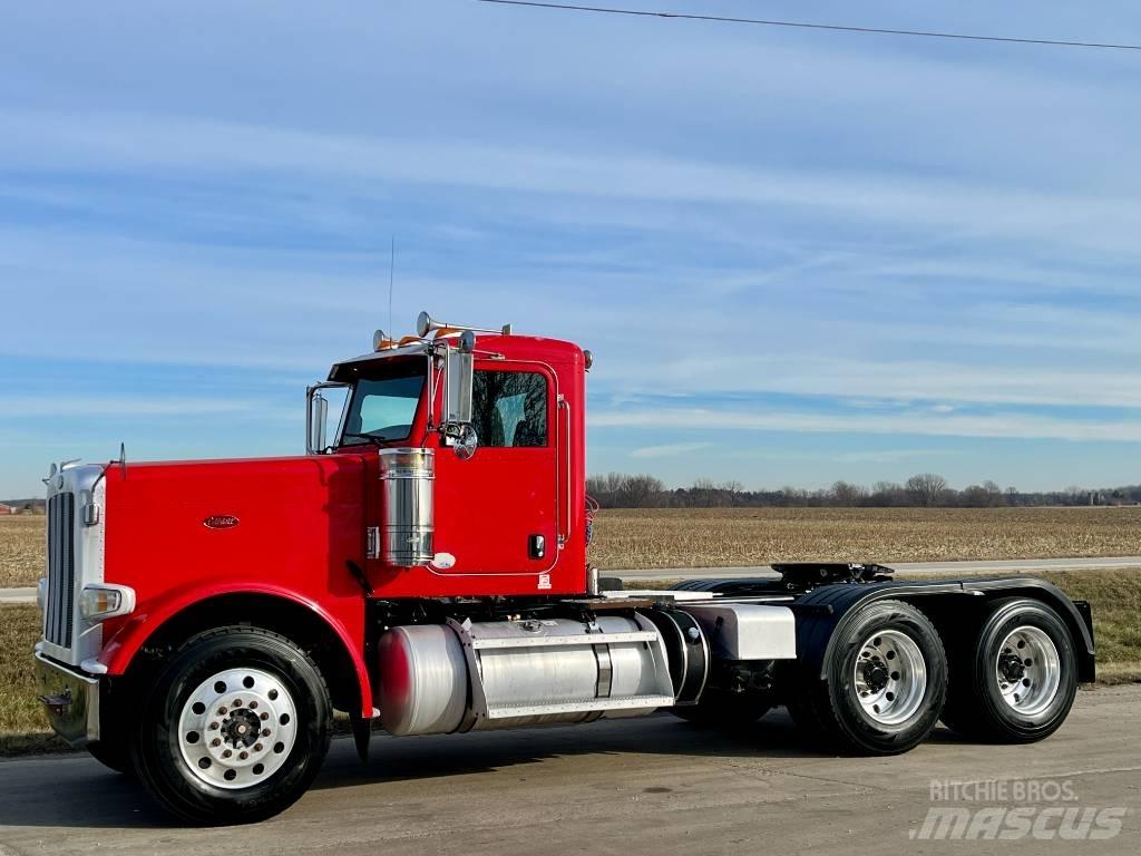 Peterbilt 388 Tahače