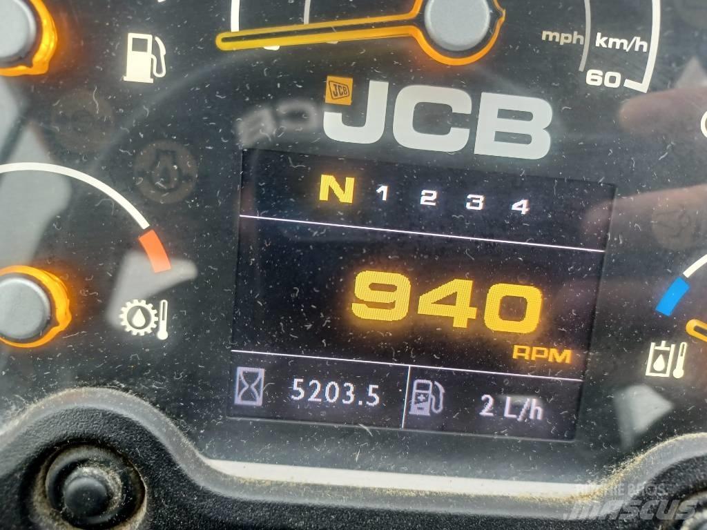 JCB 411 Kolové nakladače