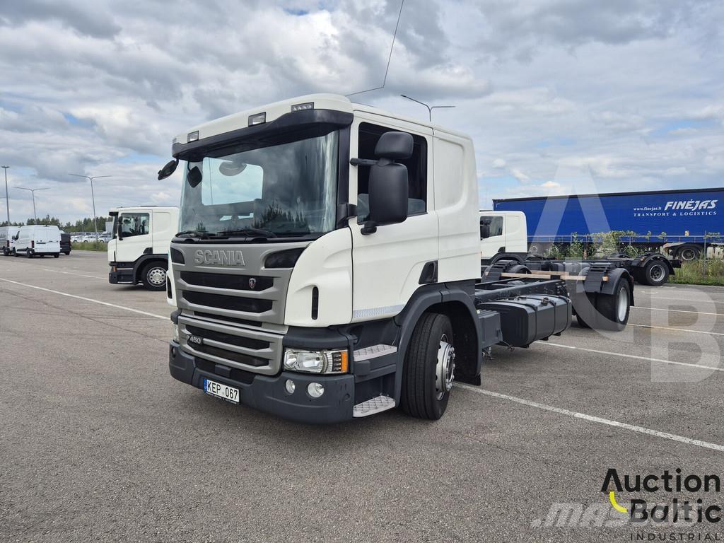 Scania P 450 Nákladní vozidlo bez nástavby