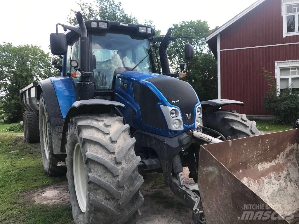Valtra N 163 Traktory