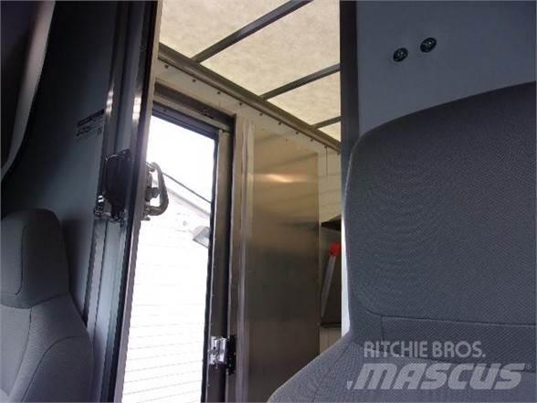 Ford E450 Skříňová nástavba