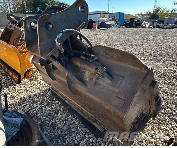 Komatsu PW160-7EO Hloubkové lopaty