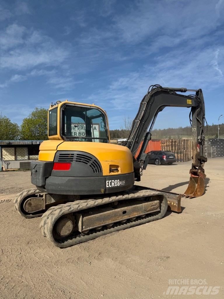 Volvo ECR 88 Midi rýpadla 7t - 12t