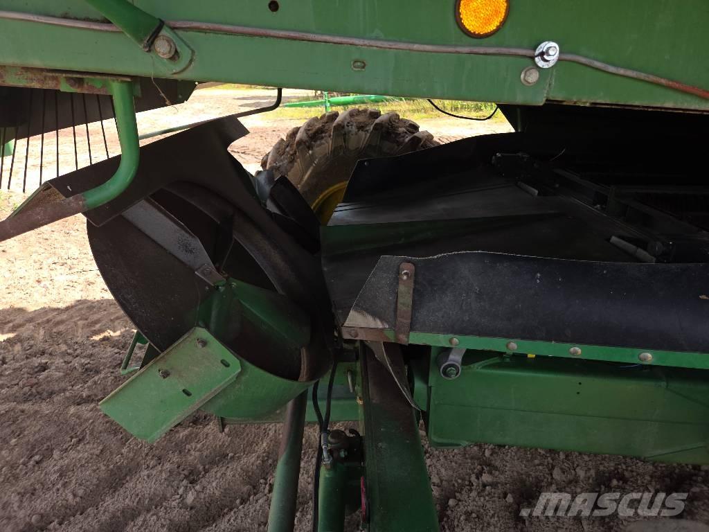 John Deere 9660 WTS Sklízecí mlátičky