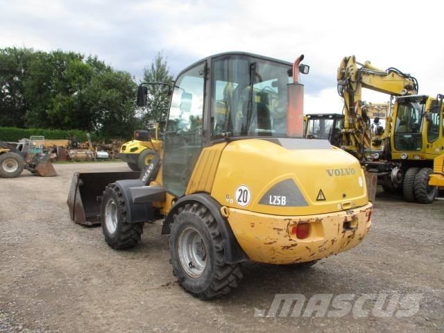 Volvo L 25 B Kolové nakladače
