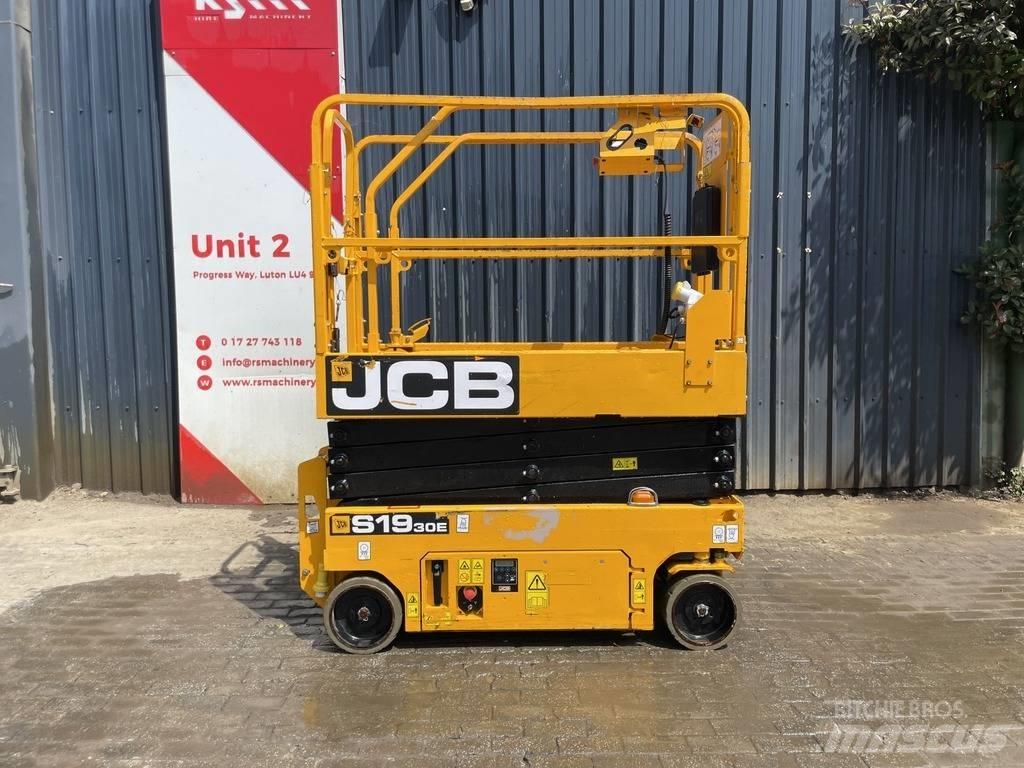 JCB S 1930 E Nůžková zvedací plošina