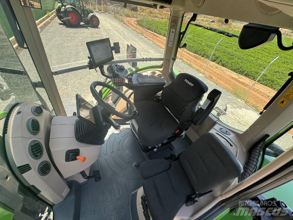 Fendt 930 Vario Traktory