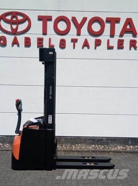 Toyota SWE160L Ručně vedené vysokozdvižné vozíky