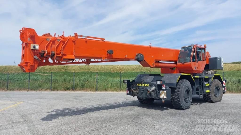 Terex A600 Jeřáby pro těžký terén