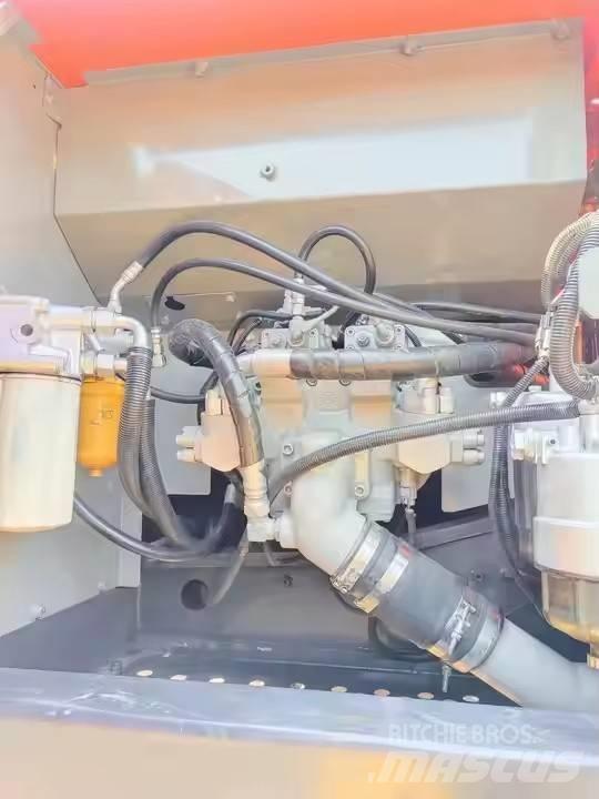 Hitachi ZX200 Pásová rýpadla