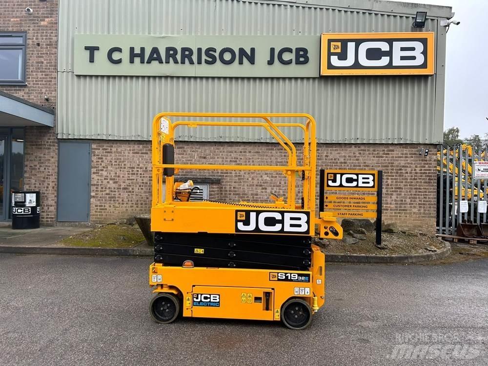 JCB S1932E Nůžková zvedací plošina