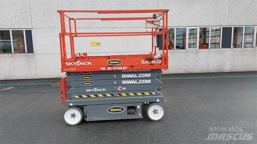SkyJack SJIII4632 Nůžková zvedací plošina