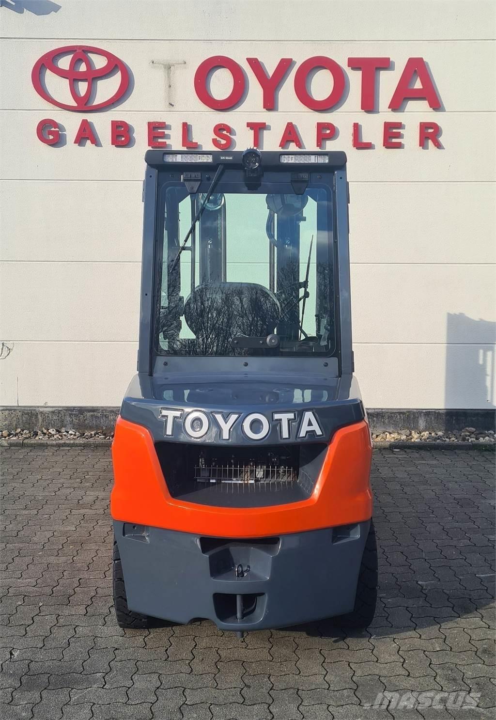 Toyota 52-8FDJF35 Dieselové vozíky