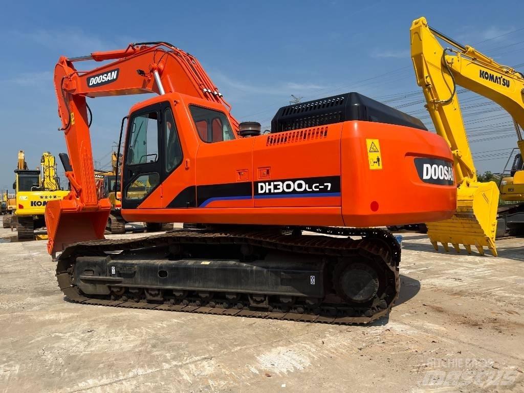 Doosan DH 300 LC-7 Pásová rýpadla