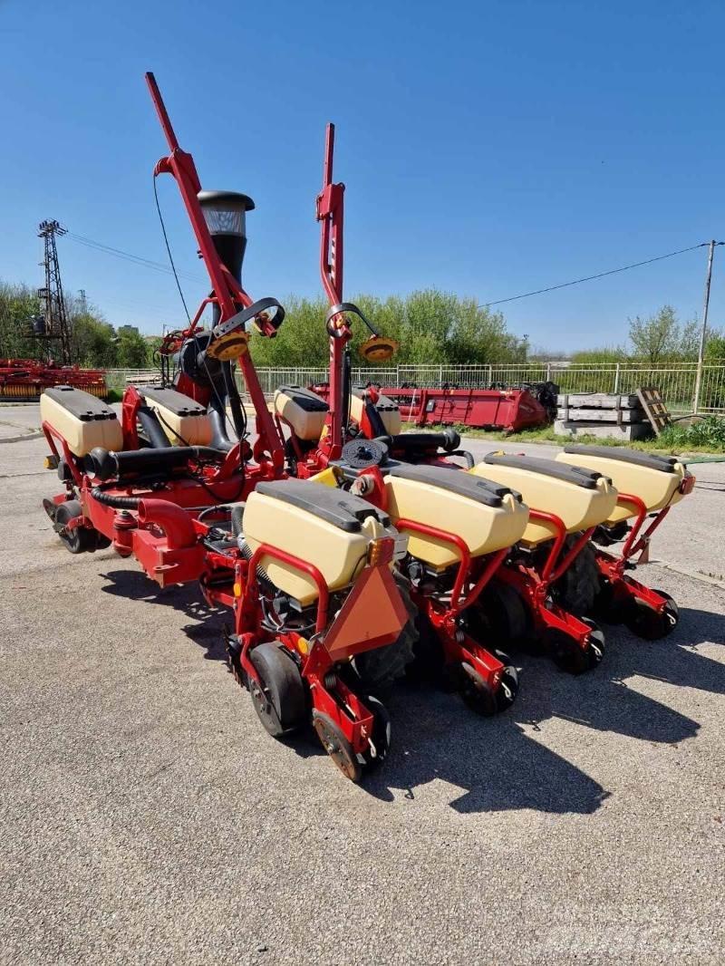 Väderstad TPF8 Mechanické secí stroje