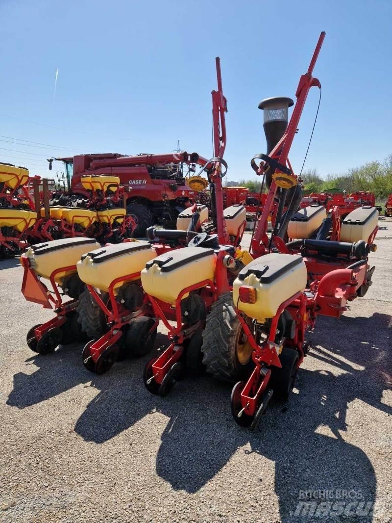 Väderstad TPF8 Mechanické secí stroje