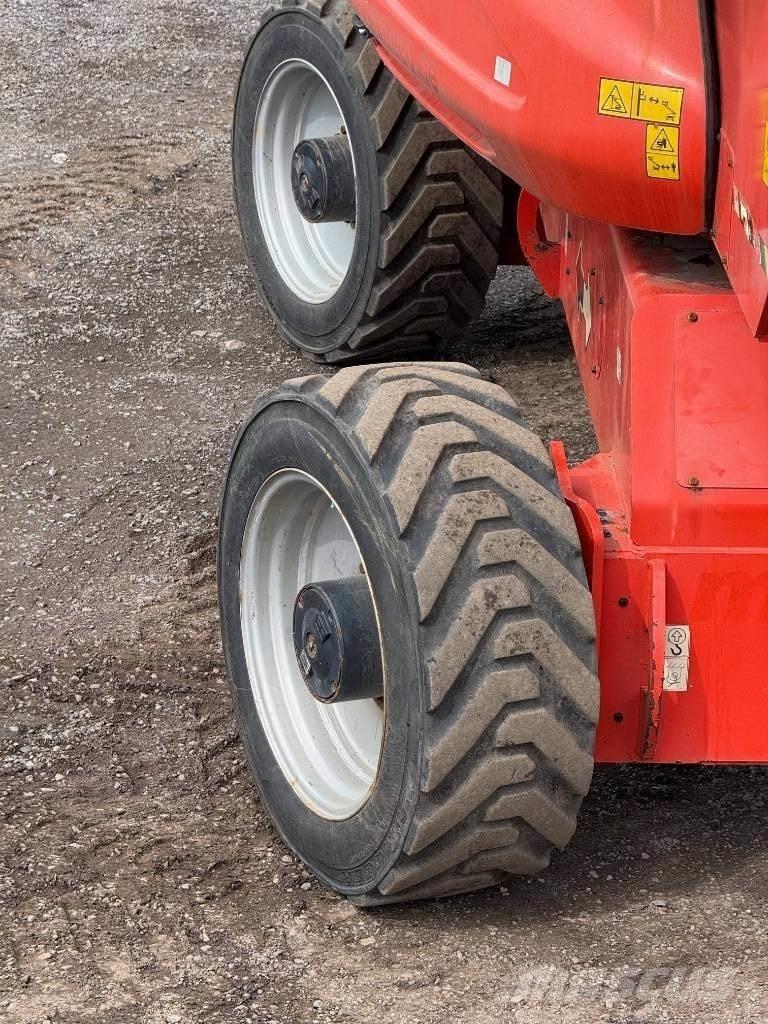 JLG 1250 AJP Kloubové plošiny