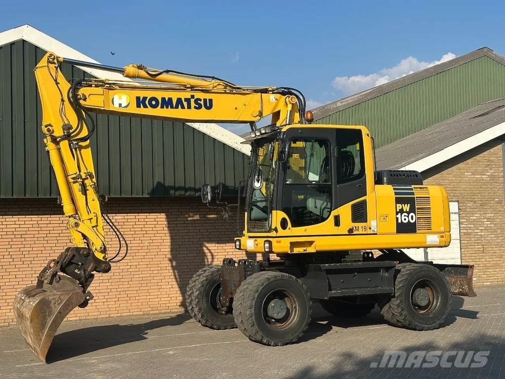Komatsu PW160-8 Kolová rýpadla