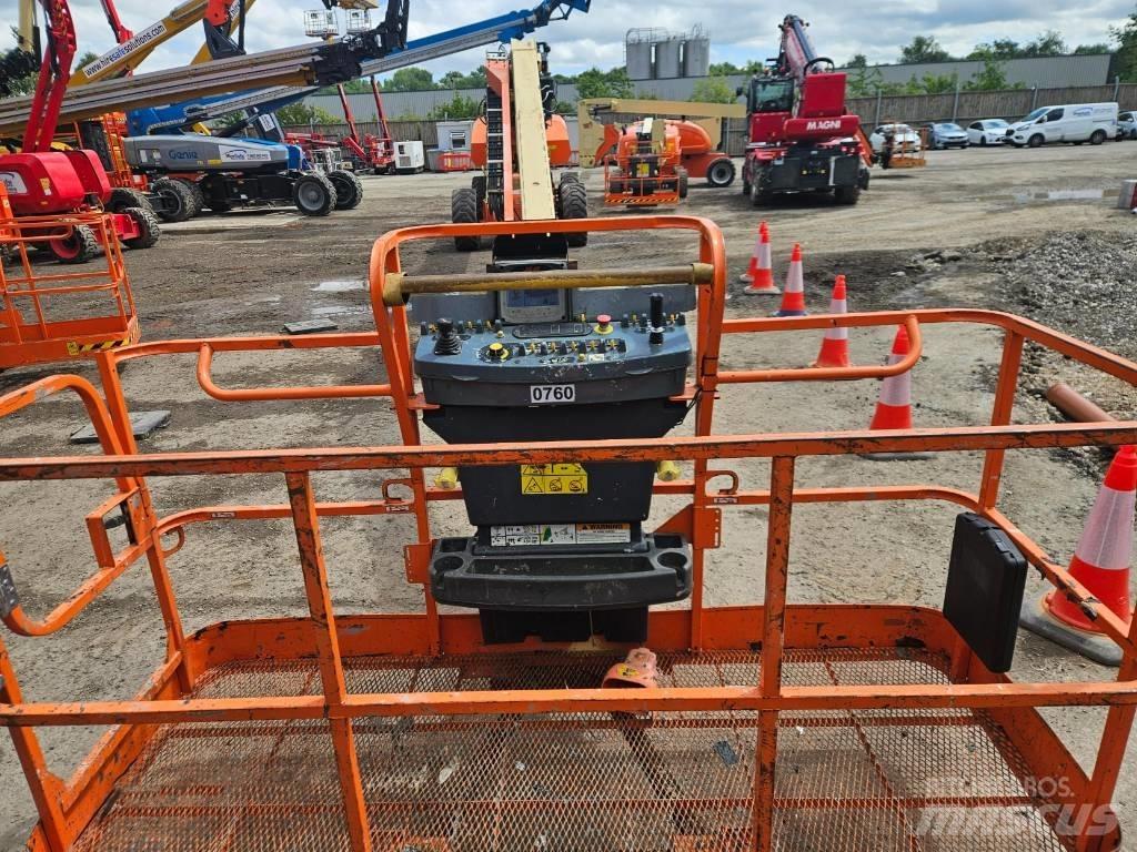 JLG 1500 SJ Teleskopické plošiny