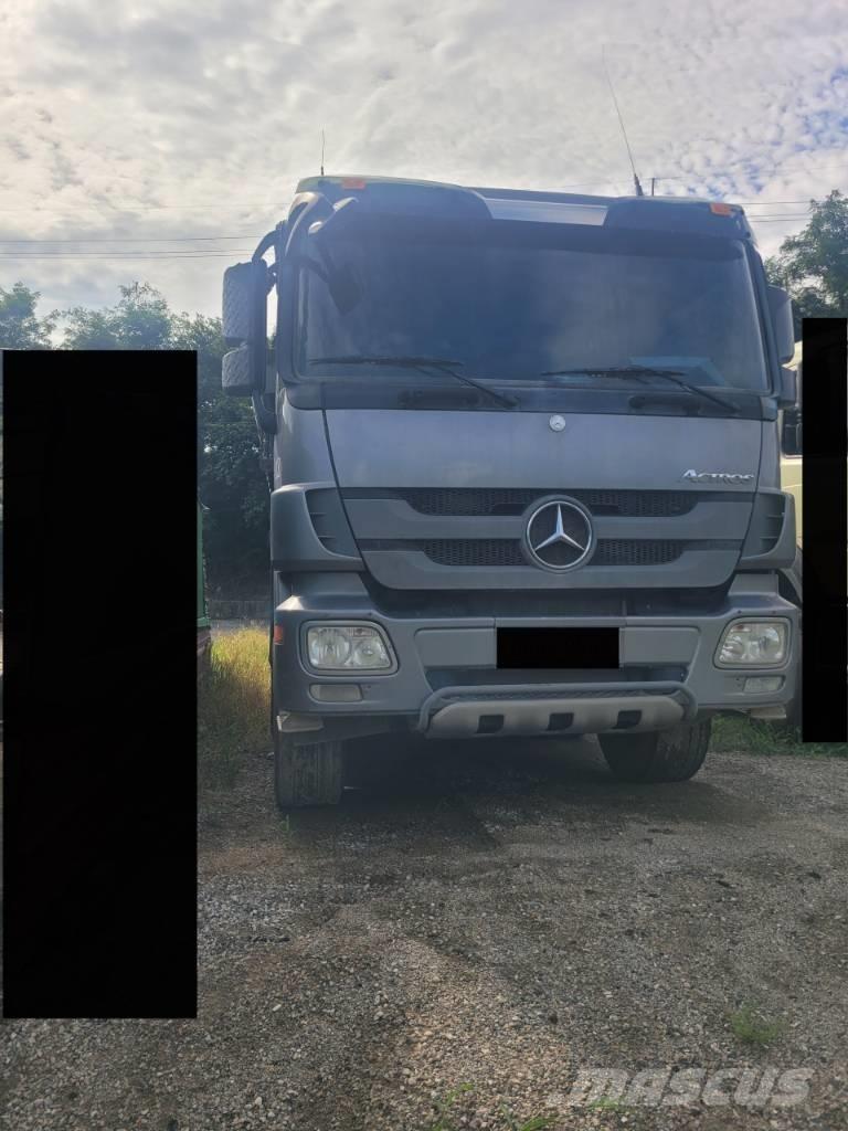 Mercedes-Benz 3848 Vyklápěcí dempry