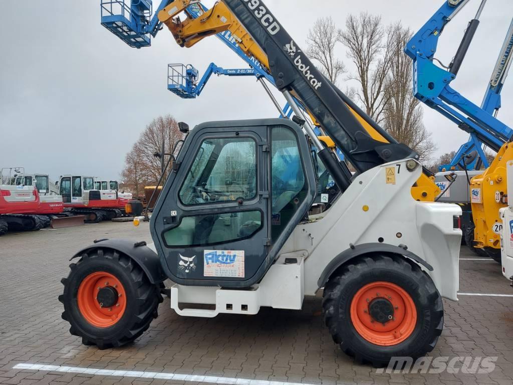 Bobcat T 3093 Teleskopické manipulátory
